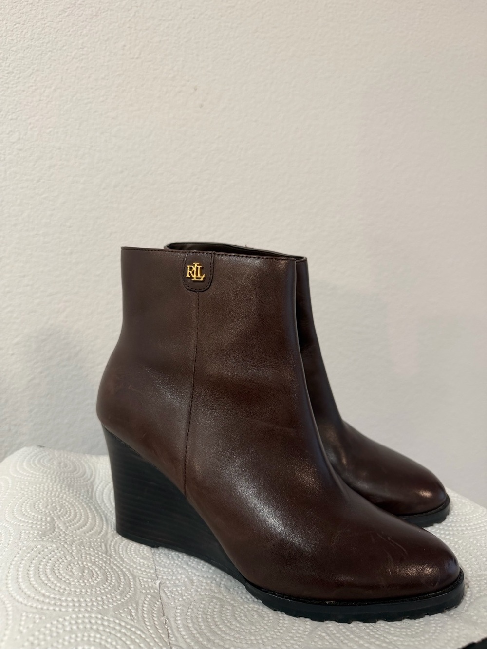 Lauren Ralph Lauren Shaley Calfskin Wedge Bootie Chestnut Brown Size 8B